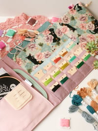 Image 4 of Pochette Broderie taille XL "CHATS JAPONAIS"