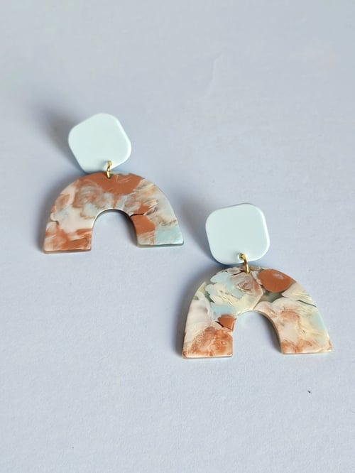 Image of Pendientes ALLEGRA -"U"