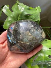 Image 3 of Purple Rainbow Flash Labradorite Stone (2)