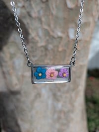 Image 2 of 3 Narcissus Flower Connector Necklace