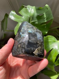 Image 2 of Purple Flash Labradorite Stone (13)