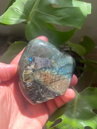 Image 4 of Pink & Purple Flash Labradorite Stone (17)