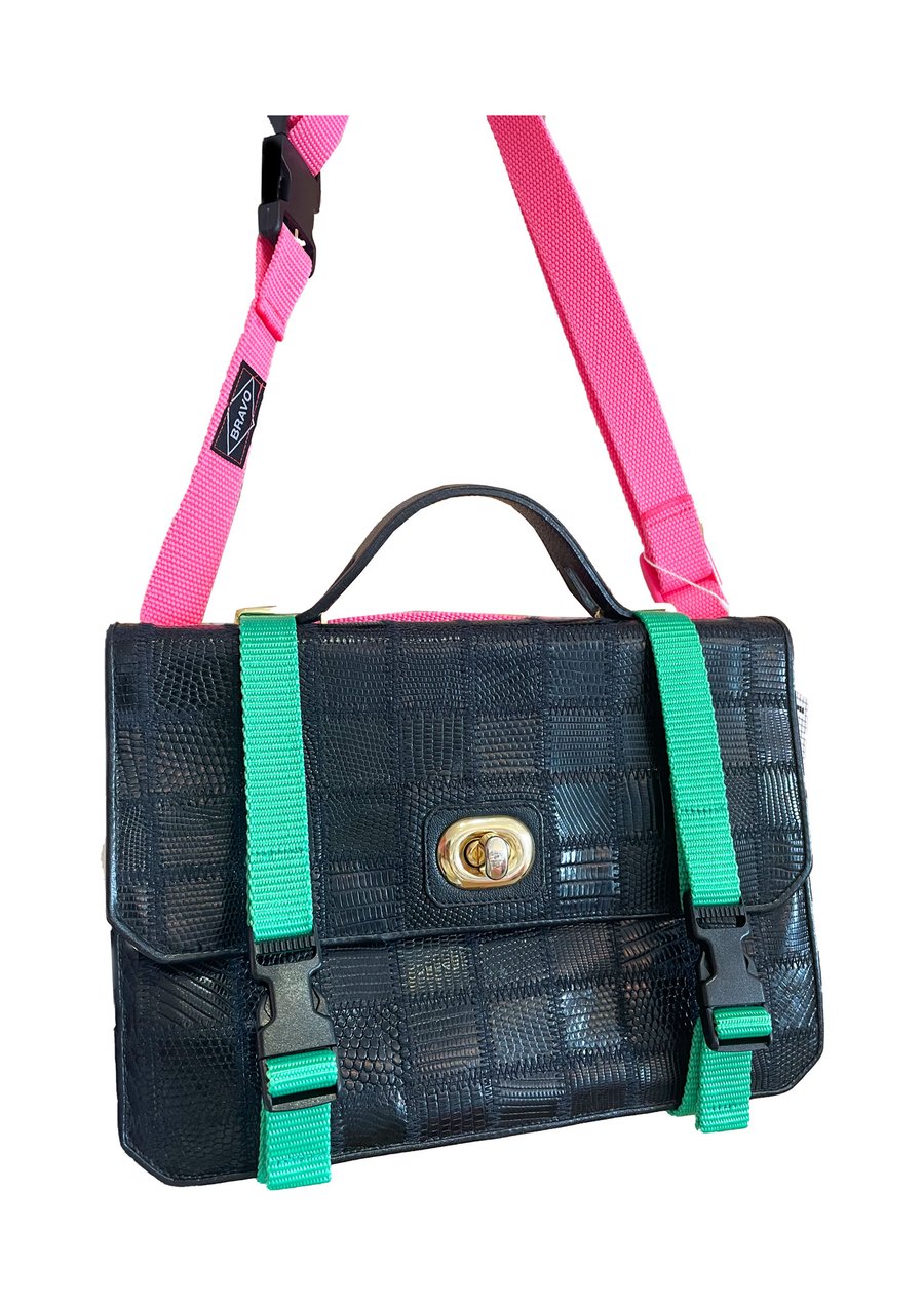 Image of Superstrap 16