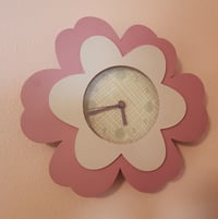 Wood Flower Petal Clock