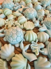 Image 3 of Sea Glass- A Rocky Top Wax Works exclusive custom houseblend fragrance 