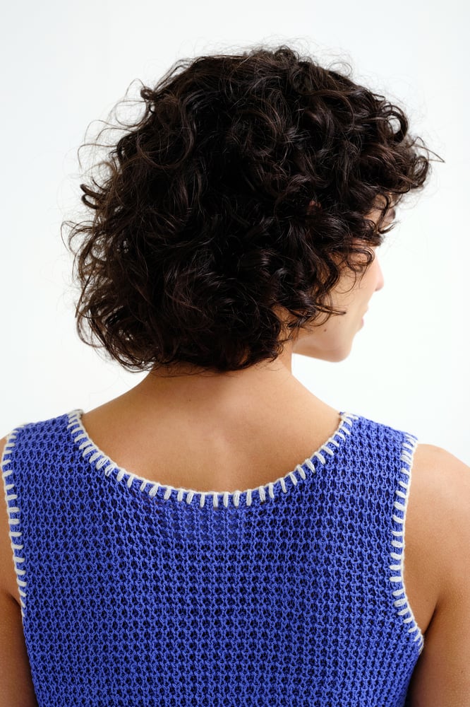 Image of Top azul calado.