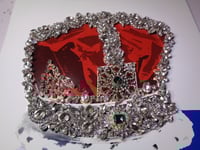 Image 3 of Emeralds on blue crown