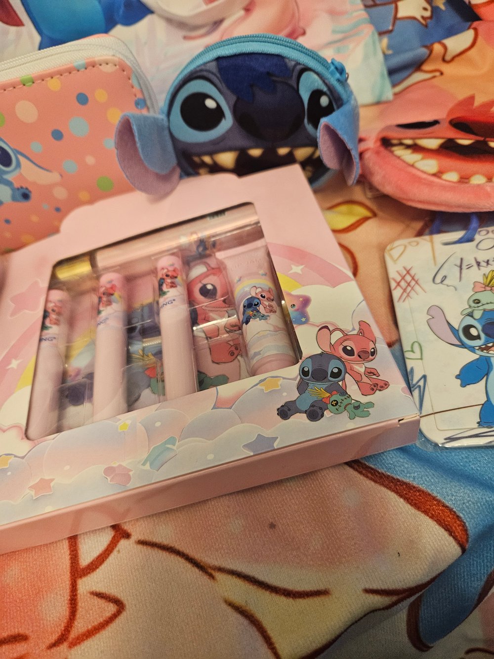 Image of Juicy Couture Meets Stitch Bundle 