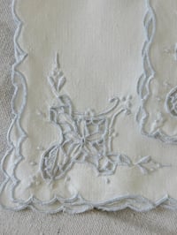 Image 3 of Blue Spring Vintage Linen Napkins (4)