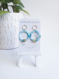 Image 2 of Bahamian Waters Hoops B