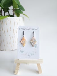 Image 2 of Peaches & Cream Marble Cassies 