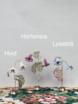 VILLY BELL, en perleblomst DIY æske