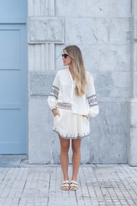 Image 1 of Blusa Erania Beige 