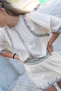 Image 1 of Blusa Melisca Beige