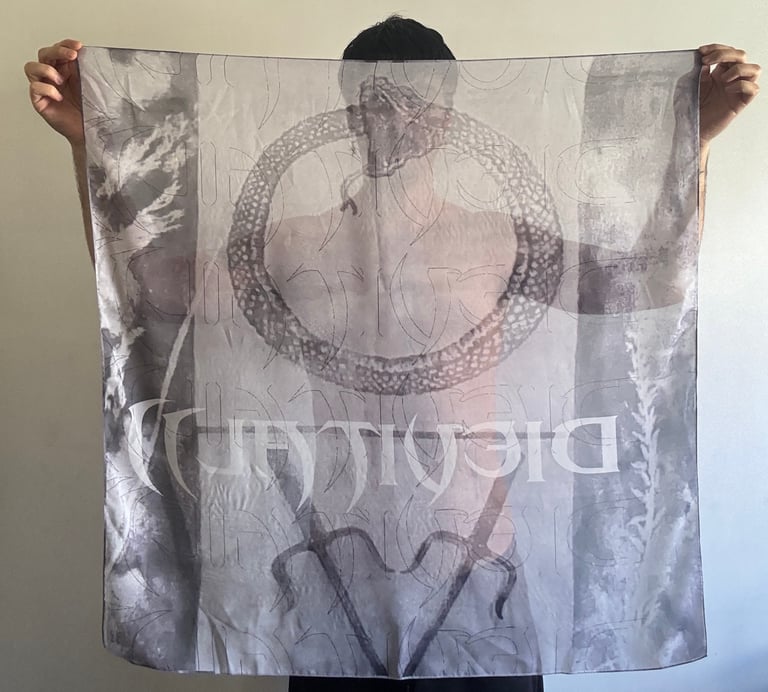 OUROVOROS SCARF Image 2