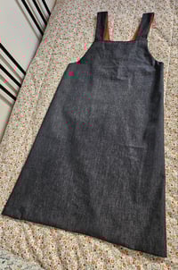 Image 4 of Reversible Japanese-style apron in heavy-weight denim One size fits all