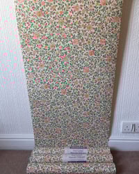 1970s Vintage Sanderson Wallpaper Rolls - Ditsy Floral Peach Flowers Cottagecore - (Set of 3 Rolls) – detail view 2