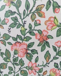 1970s Vintage Sanderson Wallpaper Rolls - Ditsy Floral Peach Flowers Cottagecore - (Set of 3 Rolls) – detail view 12