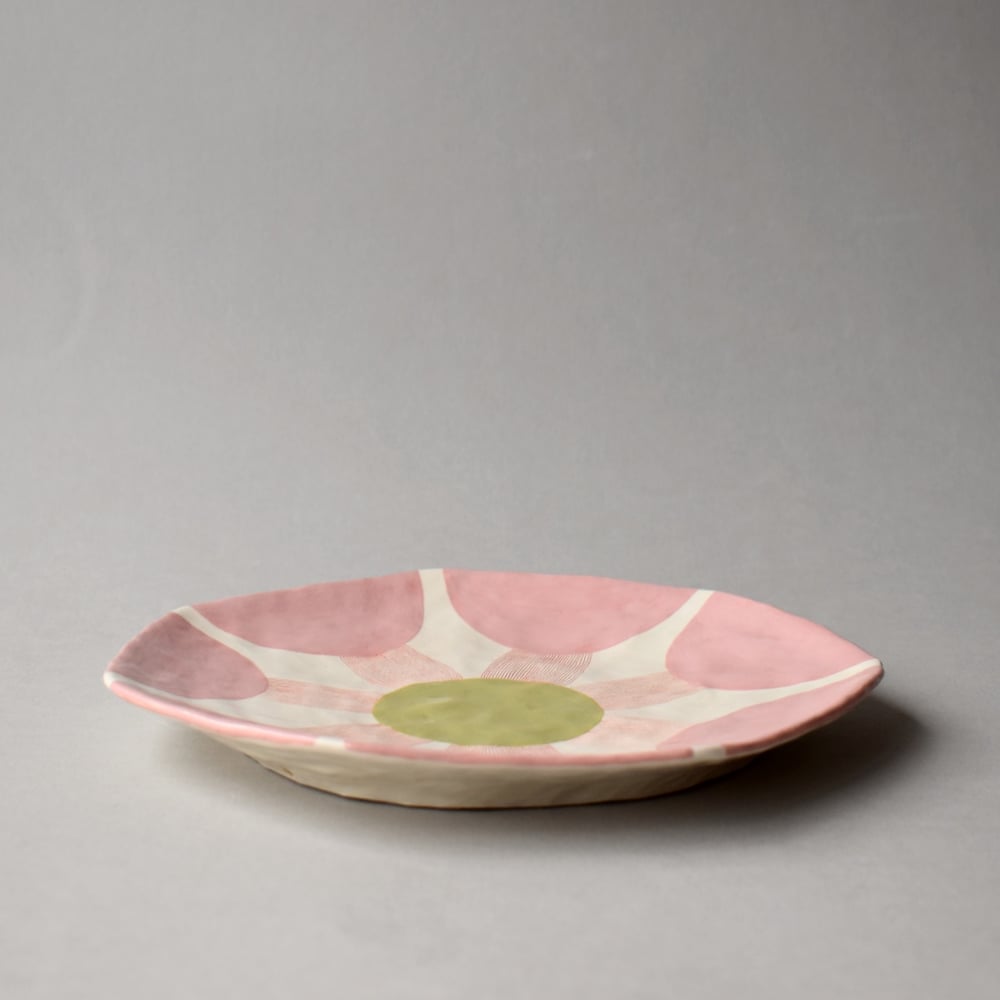 Image of Pink Flower Plate