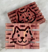 Image 3 of Aromatic Red Cedar Cat Soap Deck - Soap Dish