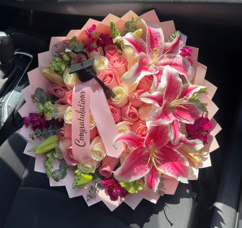 Image of Rosé Graduate Bouquet