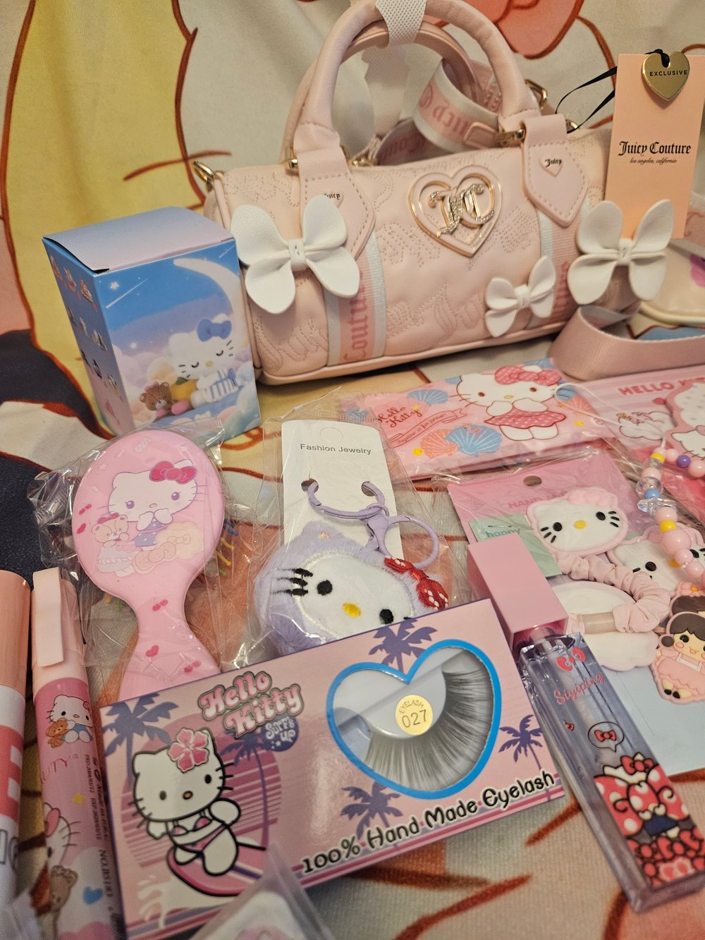 Image of Juicy Couture Save the Best Meets Hello Kitty Bundle 