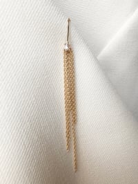 Image 3 of Boucle d'oreille dormeuse DELICATESSE