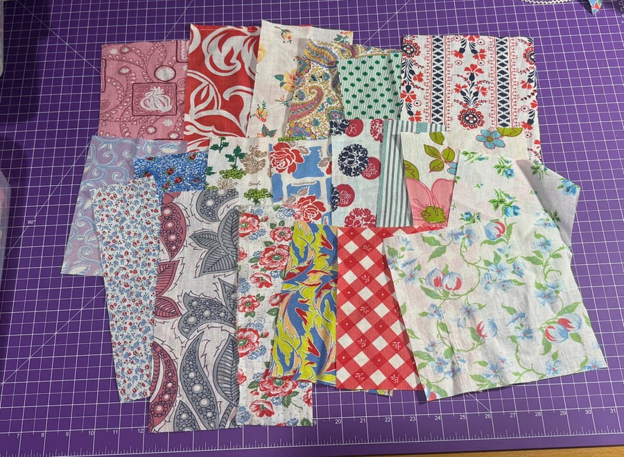 Image of 20 pieces of feedsack as shown 