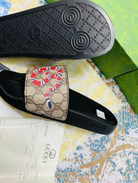 Image 6 of Mens Slider (1:1)