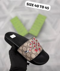 Image 5 of Mens Slider (1:1)