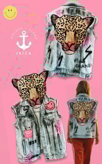 Image 1 of TIGER FESTIVAL GILET ¥ VINTAGE WESTE ¥ TIGER ¥ UNISEX ¥ UPCYCLED ¥ IBIZA