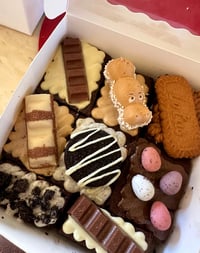 Image 4 of Loaded Brownies🍫