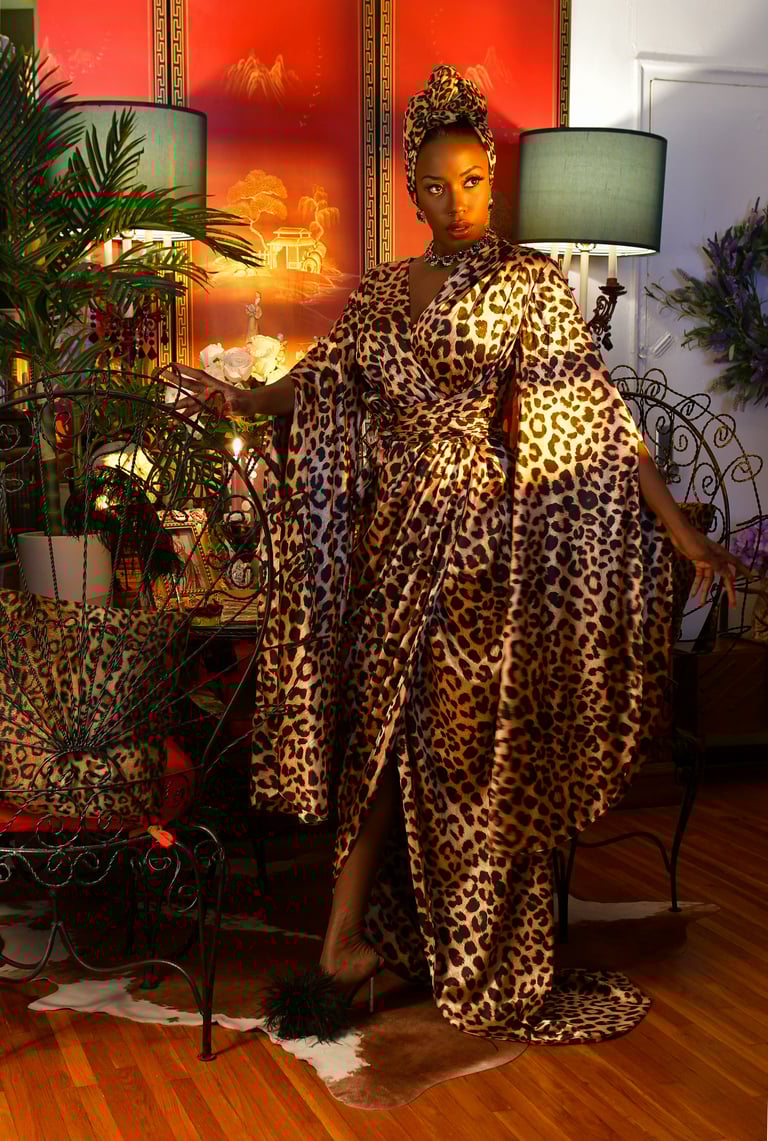 Leopard "Super Selene" Dressing Gown Sizes: XS, L, XL, 1X Image 4