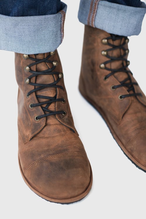 Image of Stride boots in Wax Brown