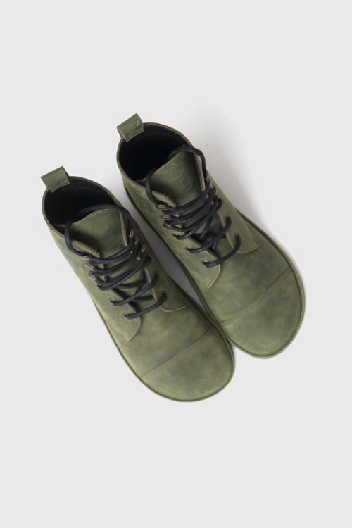 Image of Stride boots in Waxed Green