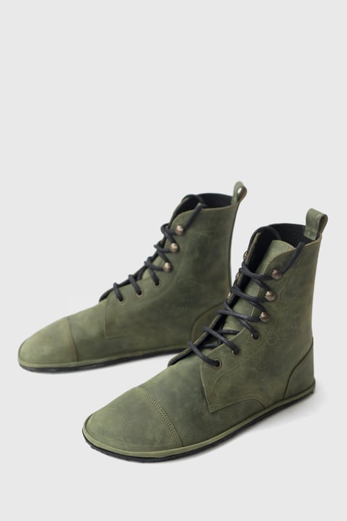 Image of Stride boots in Waxed Green