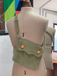 Image 1 of Sac bandoulière petit format - velours côtelé