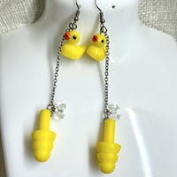 Image 2 of Duck, Duck, Goose! (yellow)