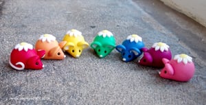 Set of 7 Rainbow Daisy Sugarmice