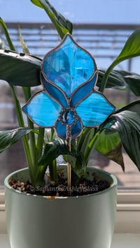 Image 3 of Art Nouveau Plantstake - Iridescent Blue