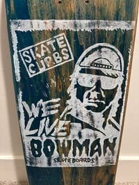 Image 3 of Egg Shape w/ Razor Edge