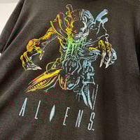 Image 2 of Aliens 80s XL