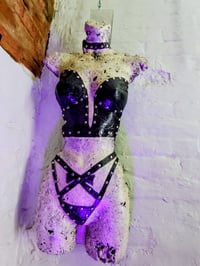 Image 4 of "THRASHY DIVA"