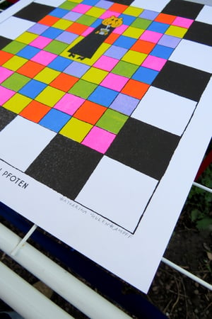 Image of Copy of Risoprint A3: Getragen von sanften Pfoten