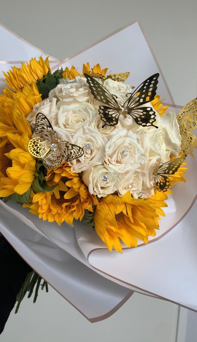 Image of Sun & Honey Bouquet