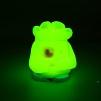 Image 2 of Og giver- yellow and black