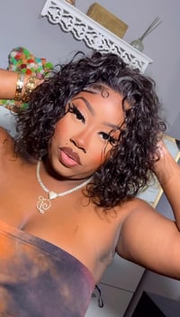 Image 1 of 7x5 Loose Wave Closure Bob in 10”