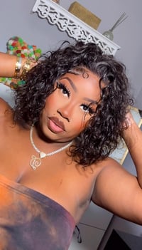 Image 2 of 7x5 Loose Wave Closure Bob in 10”