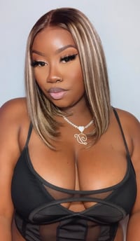 Image 2 of Honey Blonde Highlight Kinky Straight 5x5 Closure Wig in 12”