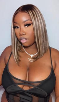 Image 3 of Honey Blonde Highlight Kinky Straight 5x5 Closure Wig in 12”